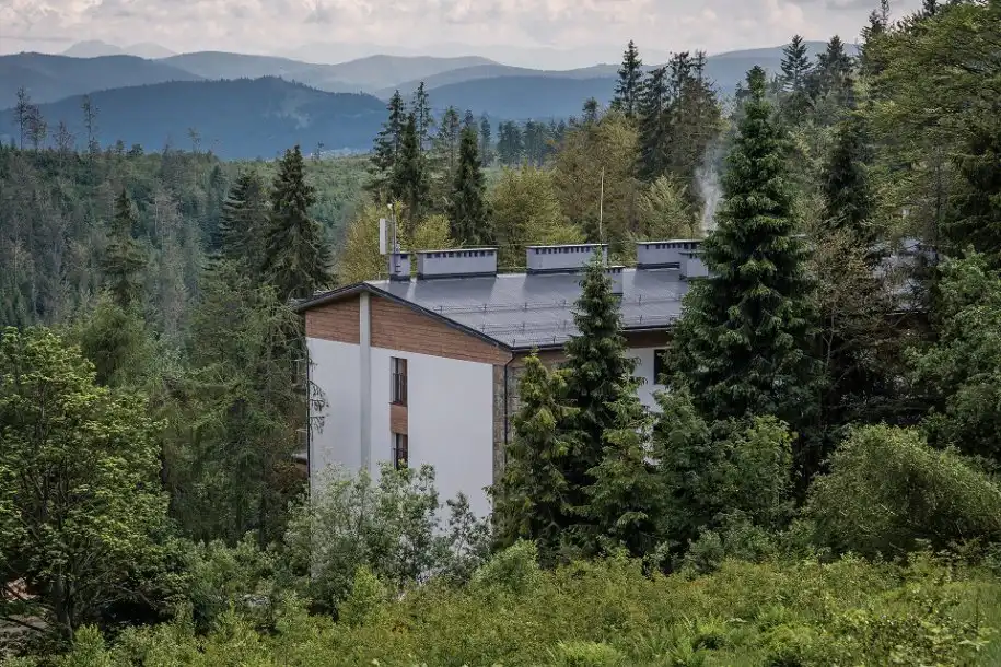 Szef Kuchni / Kucharz Praca W Schronisku Górskim