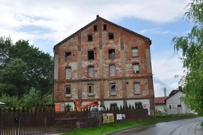 Sprzedam Obiekt Zabytkowy Z Działką 25Ar W Centrum Nowego Sącza